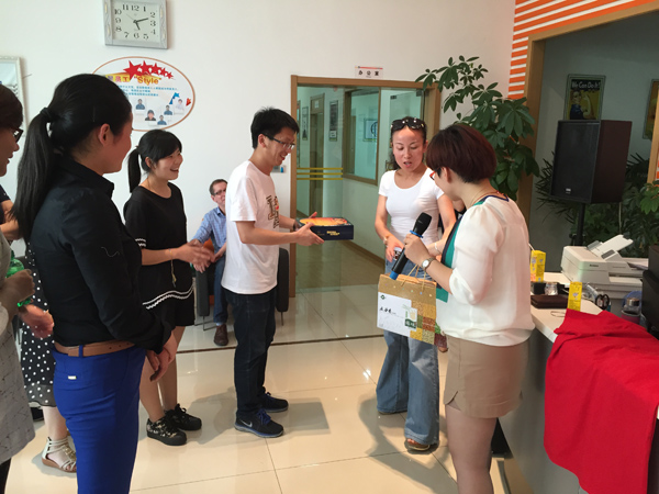 撕名牌冠軍團隊