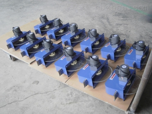 刮油機(jī)在污水處理公司設(shè)備中的性能及涉及應(yīng)用領(lǐng)域