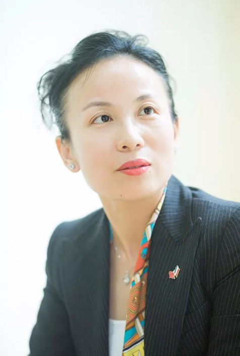 高端女性交流平臺講述依斯倍環(huán)保創(chuàng)業(yè)經(jīng)歷