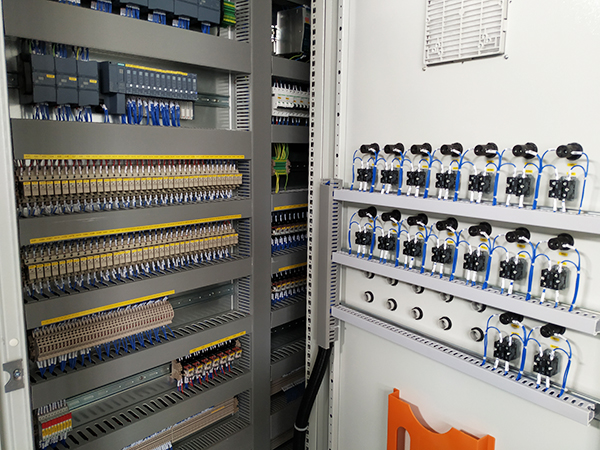 電動(dòng)機(jī)中馬達(dá)保護(hù)器有哪些作用