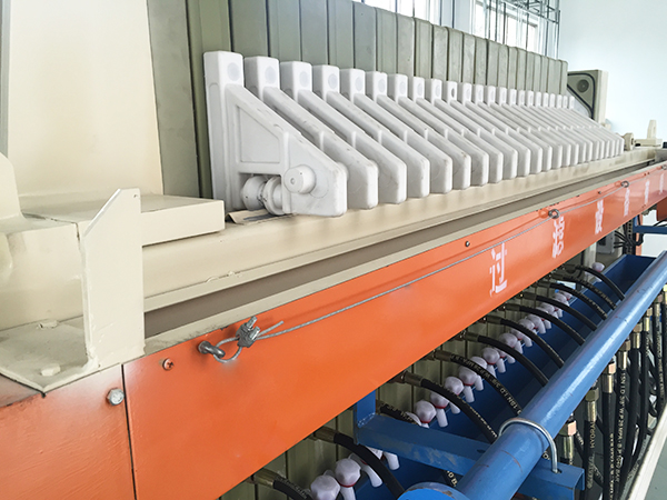 依斯倍環(huán)保水處理基本知識(shí)普及-板框壓濾機(jī)常見(jiàn)故障分析及對(duì)策