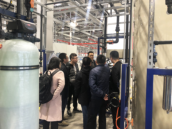 中廣核集團領(lǐng)導蒞臨依斯倍環(huán)保參觀指導