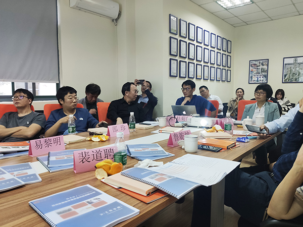 蘇州工業(yè)園區(qū)苗圃上市計(jì)劃企業(yè)家同學(xué)參觀依斯倍交流學(xué)習(xí)