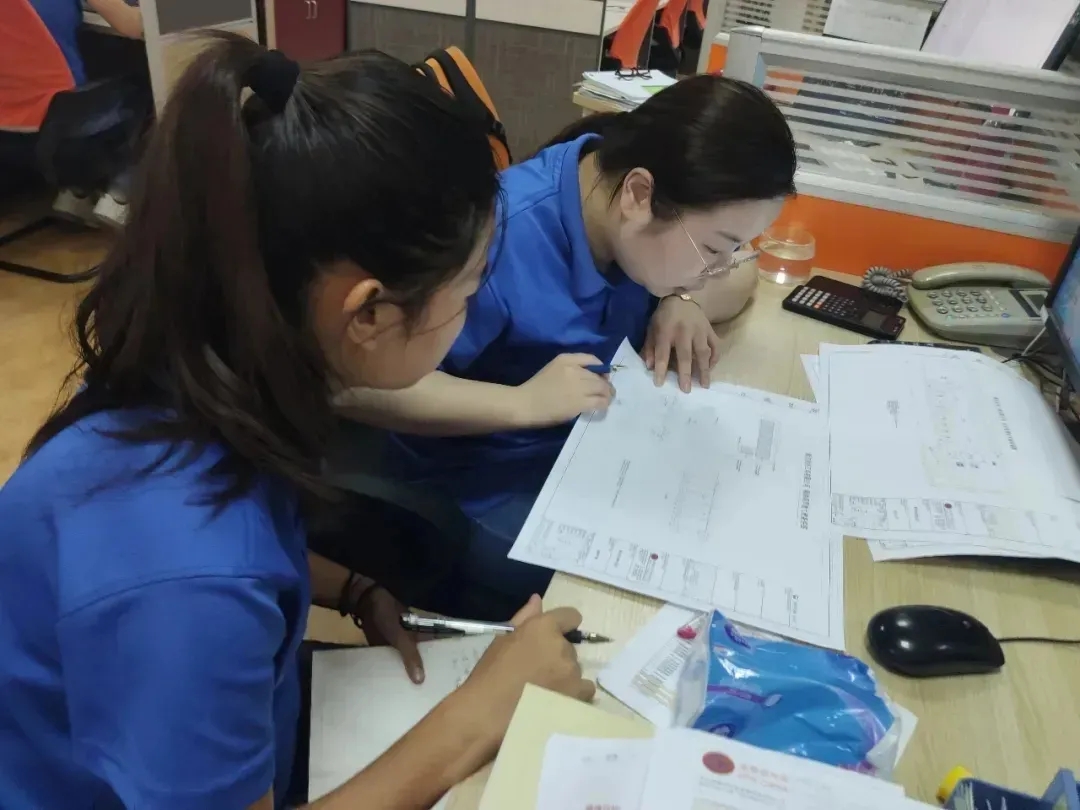 歲末將至，攜手奮進，分享依斯倍的高光時刻