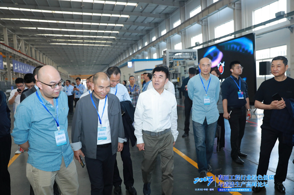 依斯倍環(huán)保走進山東景津裝備，出席表面工程行業(yè)綠色低碳與清潔生產(chǎn)高峰論壇