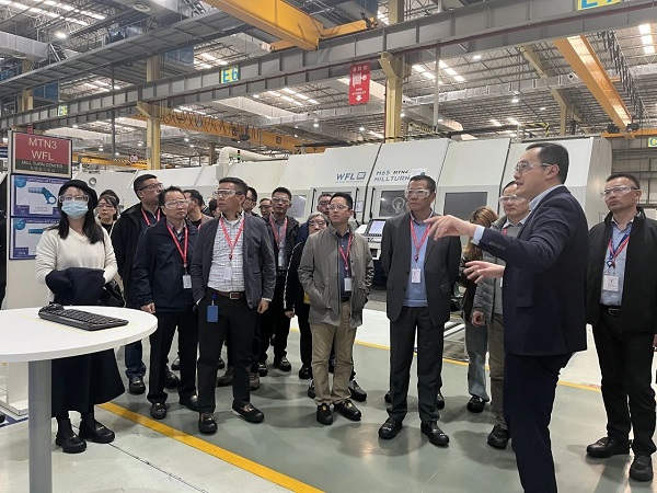 “合聚共贏 協(xié)力同行“依斯倍環(huán)保參觀賽峰，共探可持續(xù)發(fā)展之路