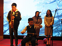 年會薩克斯風(fēng)二胡笛子表演