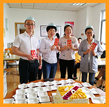 依斯倍環(huán)保2019年6月生日會